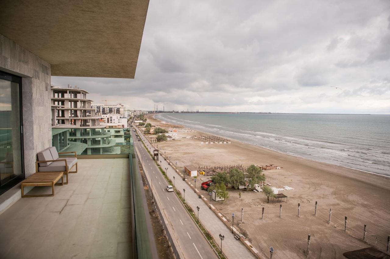 Luxury Promenada Apartment - Frontal Beachfront Mamaia Nord Năvodari Eksteriør billede