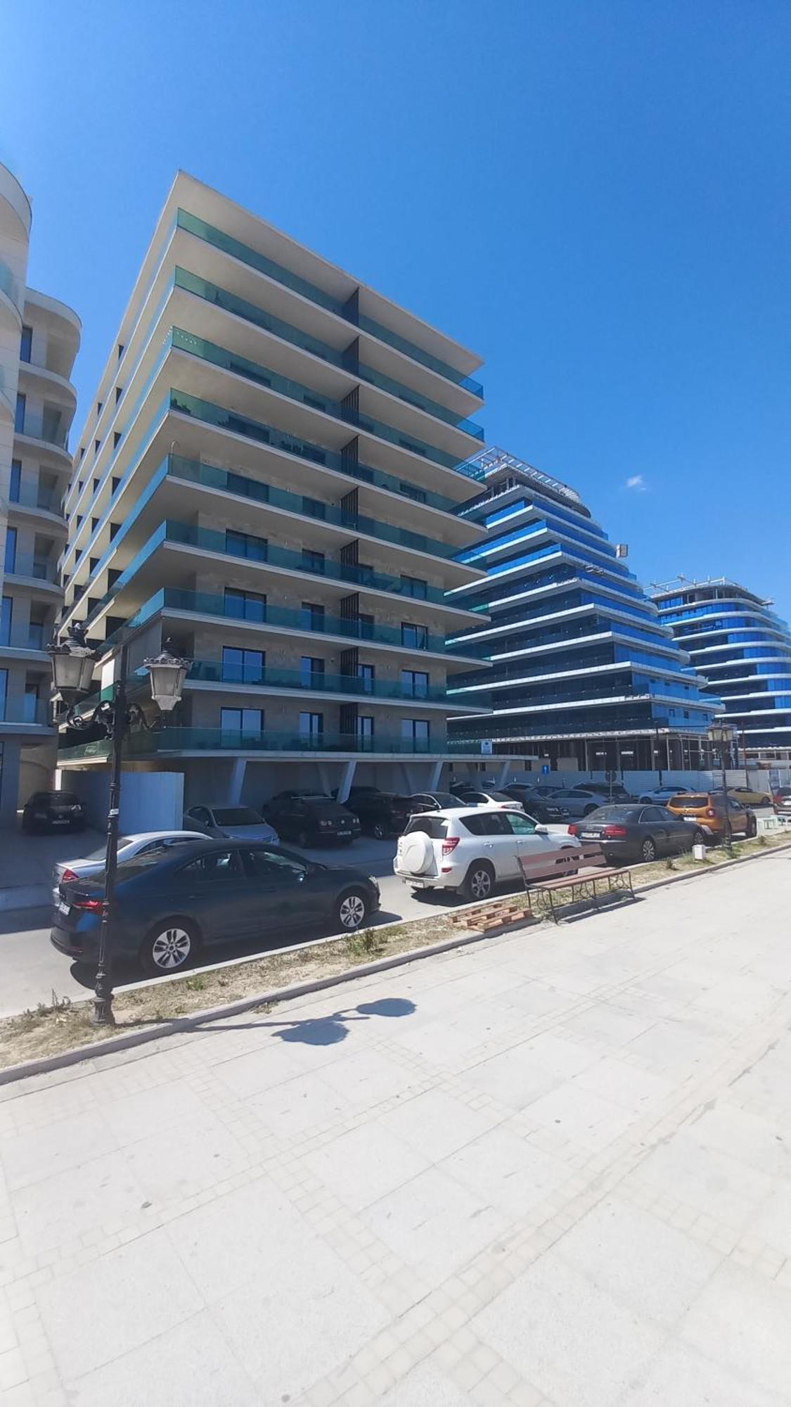 Luxury Promenada Apartment - Frontal Beachfront Mamaia Nord Năvodari Eksteriør billede