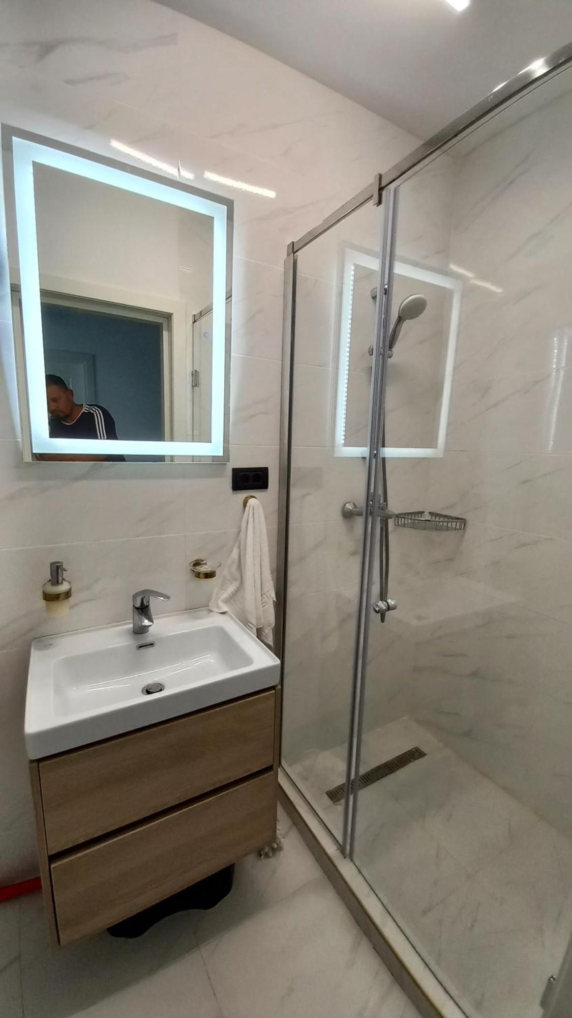 Luxury Promenada Apartment - Frontal Beachfront Mamaia Nord Năvodari Eksteriør billede